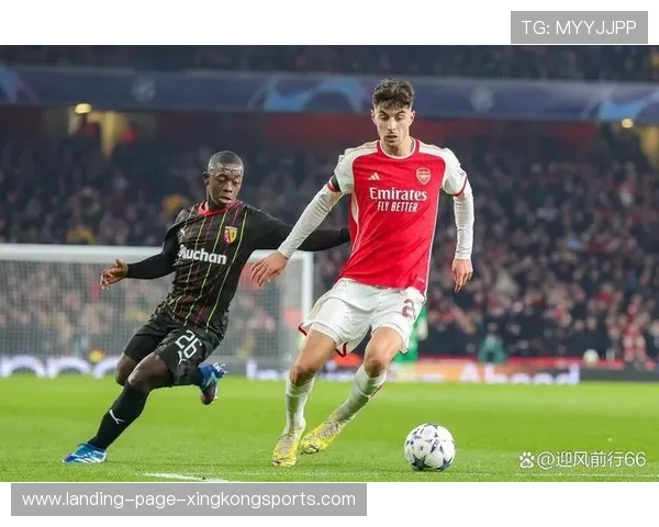 英超阿森纳边路插上造杀机，中场断球成关键